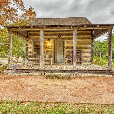 Town Creek Log Cabin Villa Fredericksburg Exterior photo