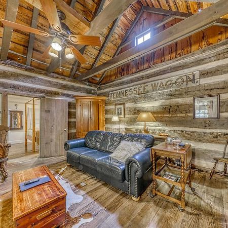 Town Creek Log Cabin Villa Fredericksburg Exterior photo
