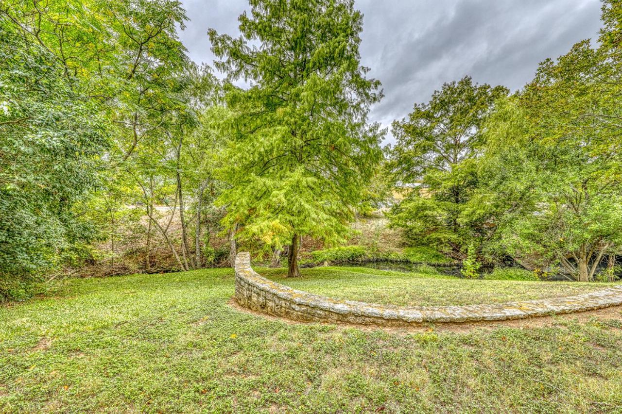 Town Creek Log Cabin Villa Fredericksburg Exterior photo