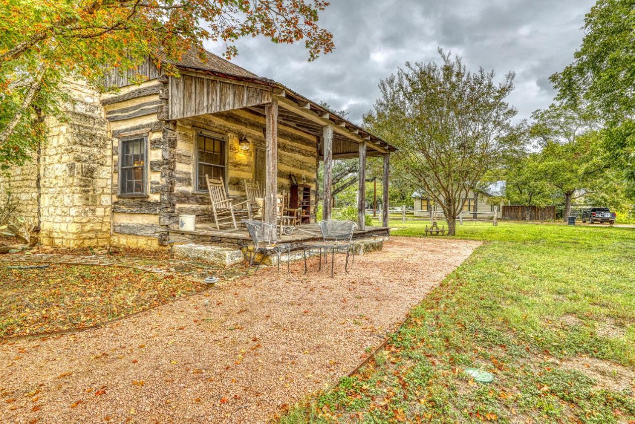 Town Creek Log Cabin Villa Fredericksburg Exterior photo