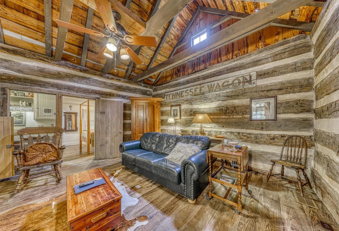 Town Creek Log Cabin Villa Fredericksburg Exterior photo